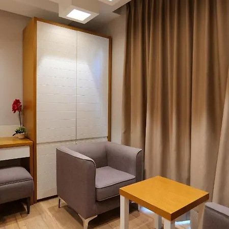 Queen Selitë e Vogël