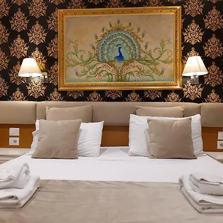 Queen Selitë e Vogël