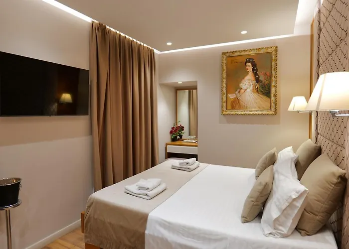 Hotel Queen 4* Selita e Vogel