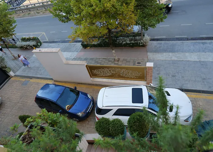 Hotel Queen 4* Selita e Vogel