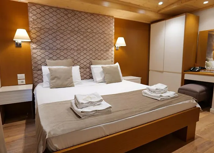 Hotel Hotel Queen 4*