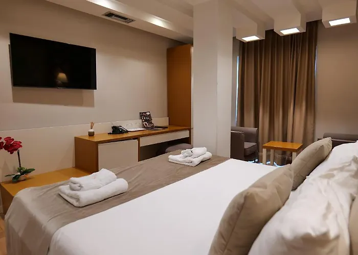 Hotel Queen 4* Selita e Vogel