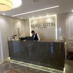 Queen Hotel Selitë e Vogël