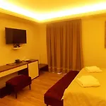Hotel Queen 4*