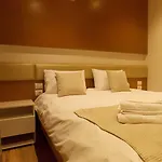 Hotel Queen Selitë e Vogël