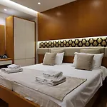 Hotel Queen