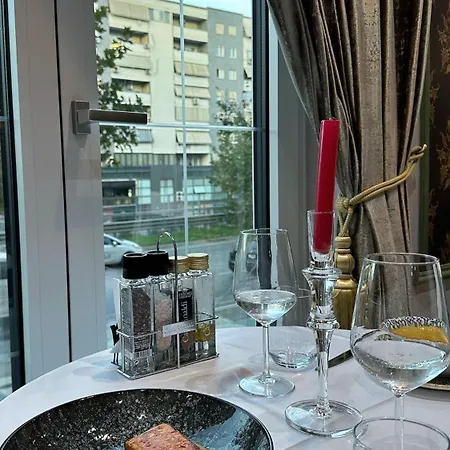 Hotel Queen Selitë e Vogël